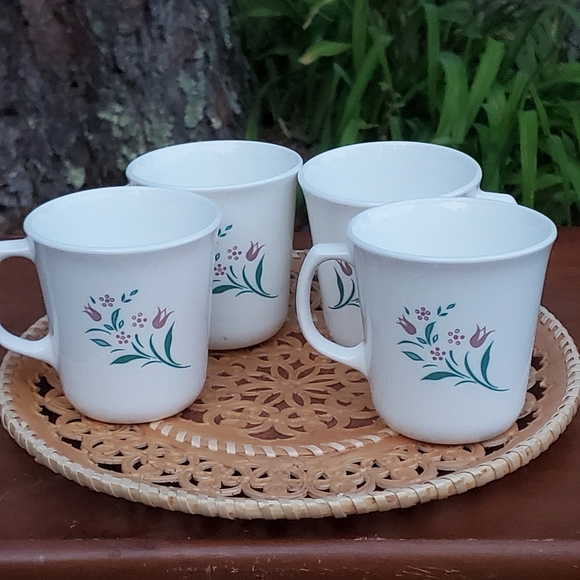 Vintage Corningware "Rosemarie" Mug Set - Picture 3 of 8